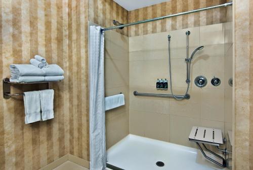 Oxford Suites Boise - image 6
