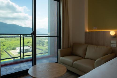 冉冉七星潭海景民宿 near 七星柴魚博物館