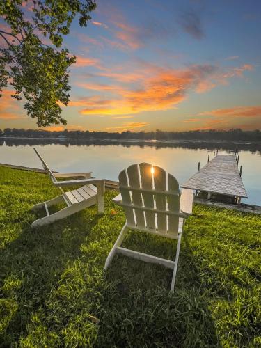 . Fishing Kayaks Firepit Paddleboat