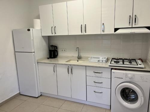 Modern Studio in Quiet Bodrum Lane, Bodrum (zdjęcie 3)