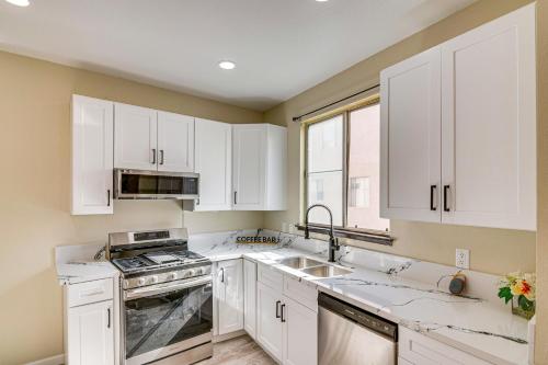 Walk to Olive View Medical Home with Pool Access! in Santa Clarita