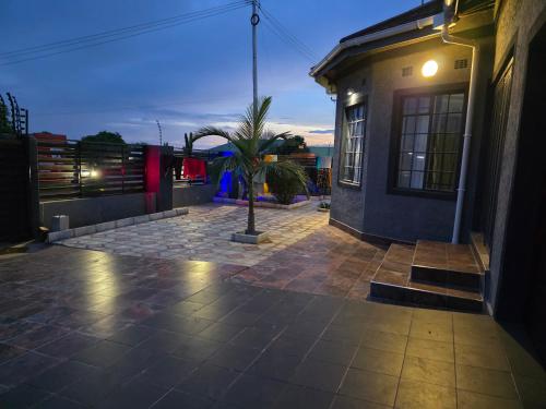 Ocean Breeze Inn, Livingstone
