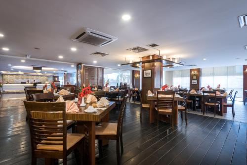 Restaurant, Hotel Sentral Riverview Melaka in Malacca
