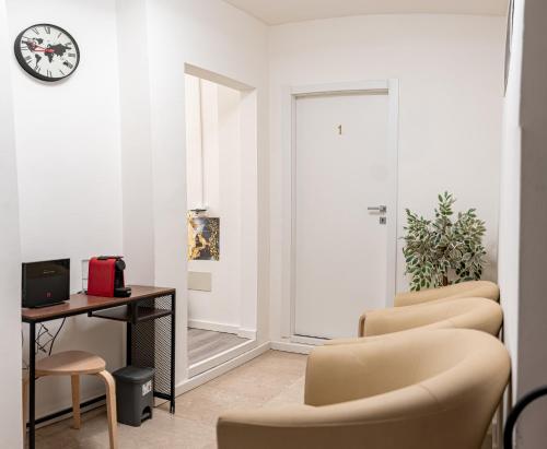 Florencehostels Anamaria - image 6