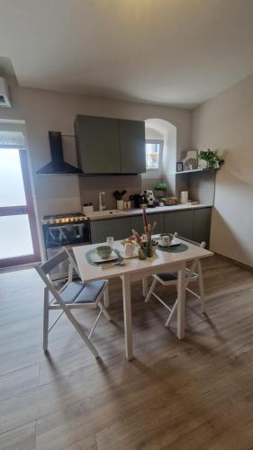 CB Apartments in Мірабелла-Еклано