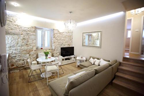 Apartment White Stone - Diocletian Palace, Split (photo 2)