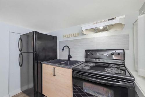 Quaint 1 bedroom lower suite in Victoria, BC in Victoria, Canada