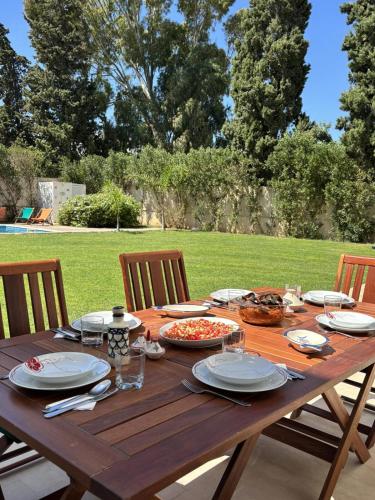 Villa in Hammamet garden pool and beach, Hammamet