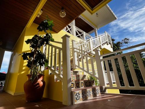 The Winand Hotel in Livingston