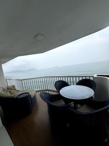 Apartamento Morro do Maluf Guarujá (Apartamento Morro do Maluf Guaruja) in Morro do Maluf