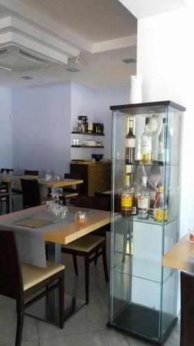 อาหารและเครื่องดื่ม, โรงแรมเมน สตรีท (Hotel Main Street) in ริมินี
