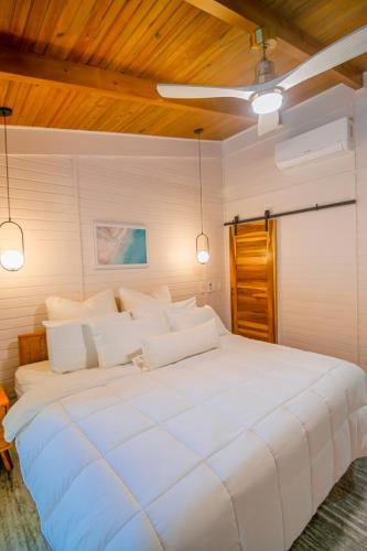Villa with Pool 5 min beach, close 2 WestBay, West End (photo 8)