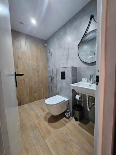 O'clock bed & SPA, Bourgas (photo 7)