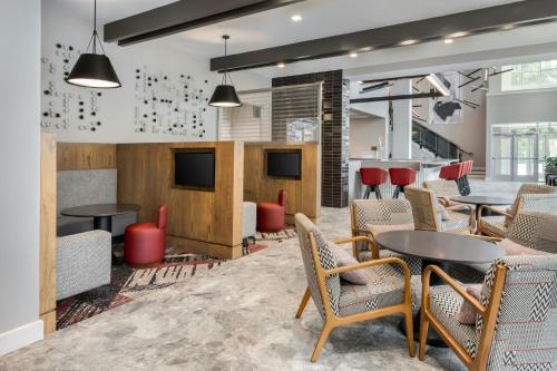 Courtyard by Marriott Athens Downtown - 편의 시설/서비스