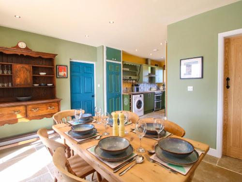 A szálláshely kívülről, Dingle in Lindridge