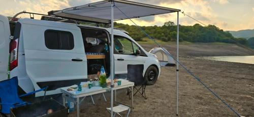 Nomad Campers by Wolf Camp Georgia · Samgori