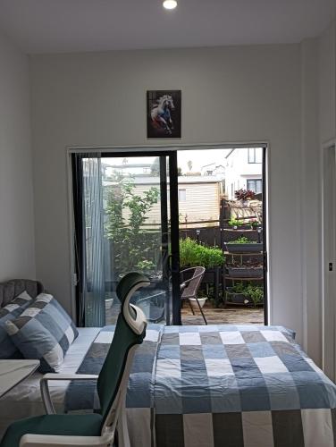 Ensuite Room with Aircon Walk to Pakuranga Plaza