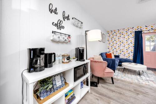 1034 3rd Ave SW Unit B in Largo, USA