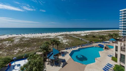 Phoenix East 410 condo near Gulf Shores Steamer