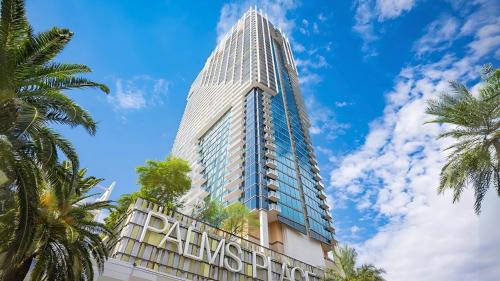 StripSuite Palms Place BALCONY Hotel,Resort & Casino