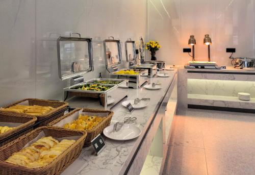 ห้องอาหาร, Shengpin International Hotel Guilin Two Rivers and Four Lakes Elephant Trunk Hill Branch in สถานีรถไฟกุ้ยหลิน