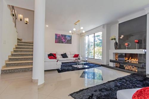 mansión en el poblado 6 habitaciones y jacuzzi