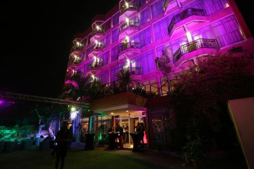Hotelli välisilme, Sultani Hotel in Kinshasa