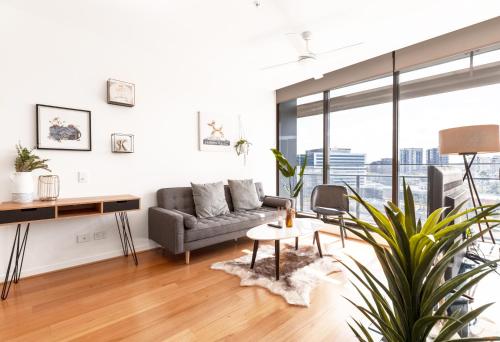 Minimalist & Warming APT - Close to CBD and Valley - Clayfield