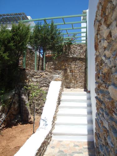 St George Antiparos Apartments and studios