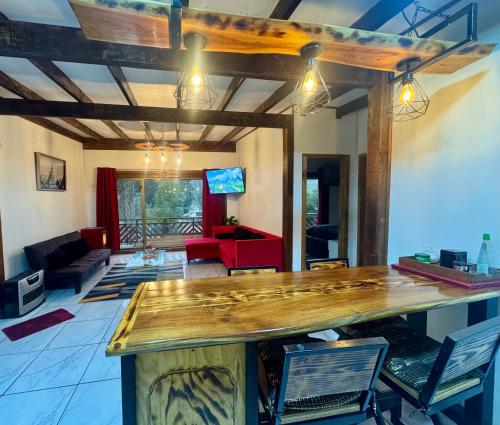 Cabaña nueva con vista al rio N3 (Cabana nueva con vista al rio N3) in Cutipai