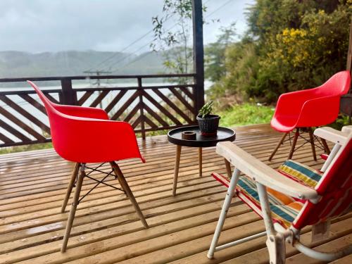 Cabaña nueva con vista al rio N3 (Cabana nueva con vista al rio N3) in Cutipai