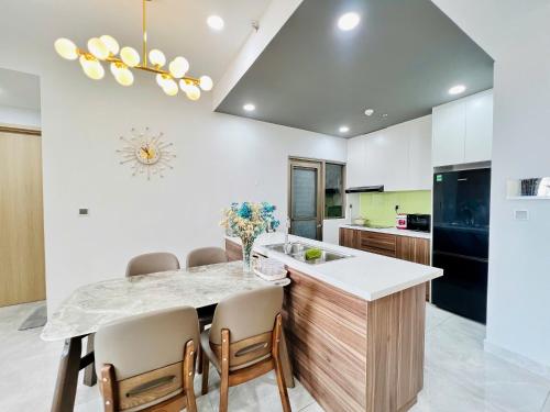 Deluxe Apartment - Midtown The Peak Phu My Hung - 주방