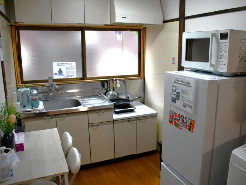 Yui HOSTEL