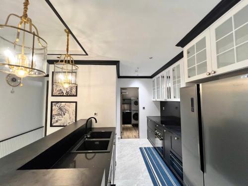Deluxe Apartment - Midtown The Peak Phu My Hung - 주방