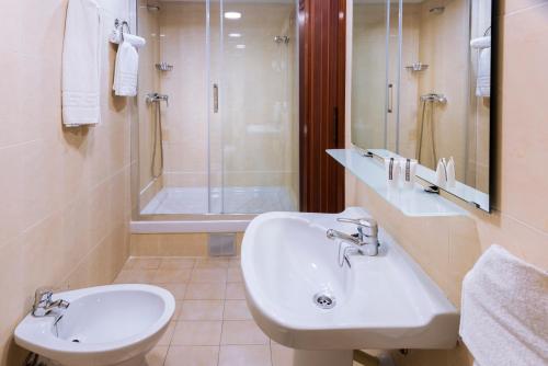 Hotel Catalunya Express - image 13