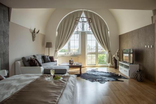 Villa Grande - Apartmany in โฮลิเซ