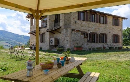 Viesnīcas āriene, 3 Bedroom Lovely Home In Montedinove in Montedinove
