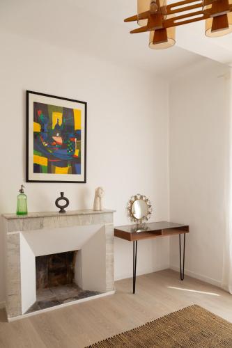 Maison de village Arty et terrasse au calme - Apartment - Lourmarin