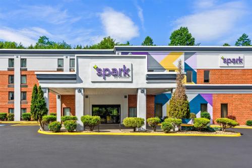 . Spark by Hilton Lexington