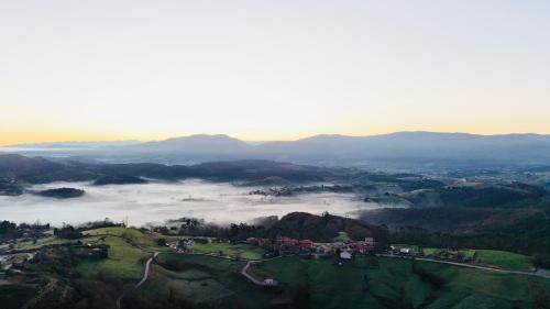El capricho de la Hayuela in Udias