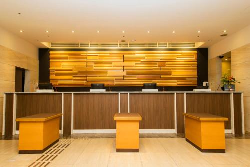 ハートンホテル西梅田 (Hearton Hotel Nishiumeda)