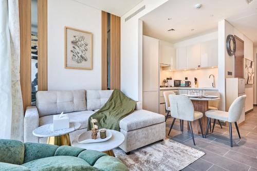 STAY BY LATINEM Luxury 1BR Holiday Home CB 3503 Near Downtown, Dubaï (photo 7)