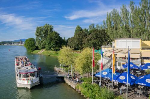 Maximilian Hotel & Apartments Weil am Rhein / Basel