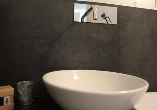 拉米亚出租旅馆