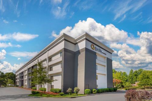 Quality Inn & Suites Raleigh Durham Airport in Morrisville, Vereinigte Staaten von Amerika