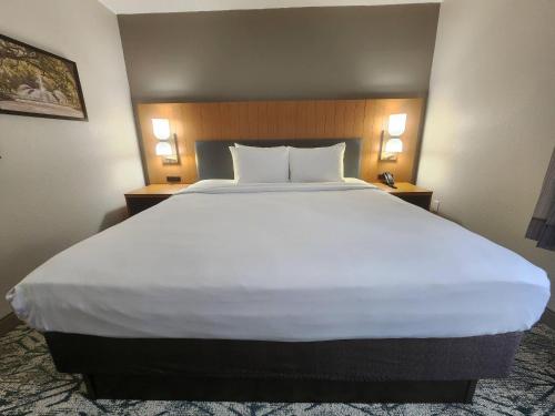 Country Inn & Suites by Radisson, Dahlgren-King George, VA in Dahlgren, USA