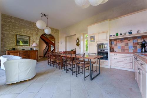 virtuve, Grande maison familiale 15 p entre Azay et Chinon in Saint-Benoit-la-Foret