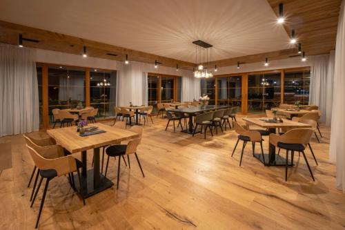 餐廳, Resort Vysoká Lípa - Stodola, Chalupa - Barn, Cottage (Resort Vysoka Lipa - Stodola, Chalupa - Barn, Cottage) in 耶特里確維察烏德奇納