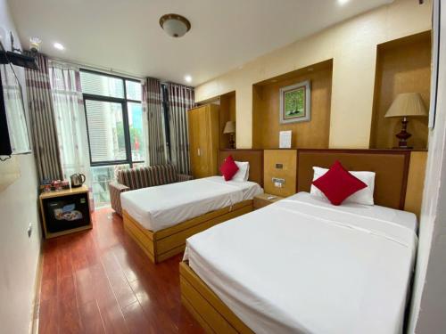 room detail thumbnail 0