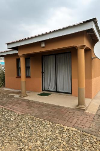 Vista Exterior, Fuleng Guest House - Quthing in Quthing